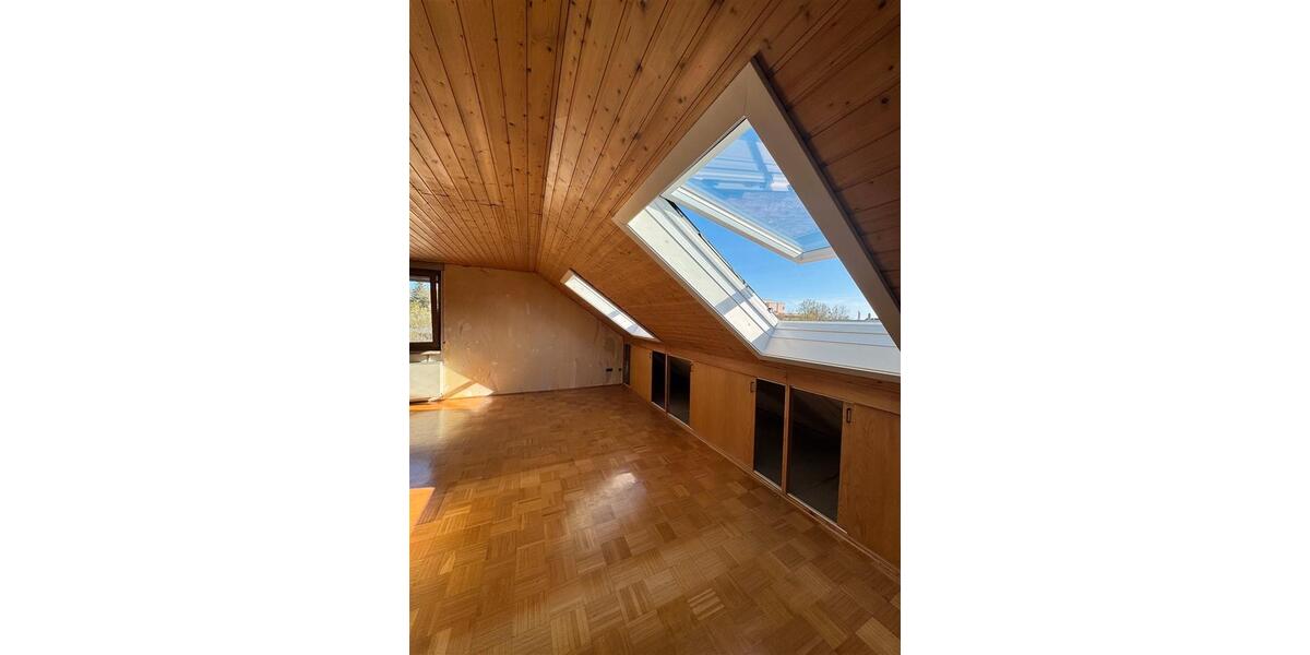 Einfamilienhaus Coburg - 8 Zimmer, 160 m&sup2;, 1.390&euro; | Angebot:26112781