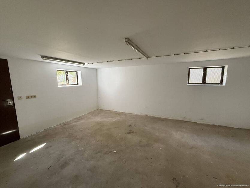 Doppelhaushälfte für eine junge Familie, ruhig gelegen nähe Aischpark Center 4 zimmer