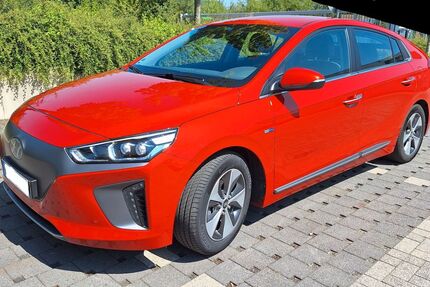Hyundai IONIQ 61.200 km 13.800 &euro; Bad Camberg 65520