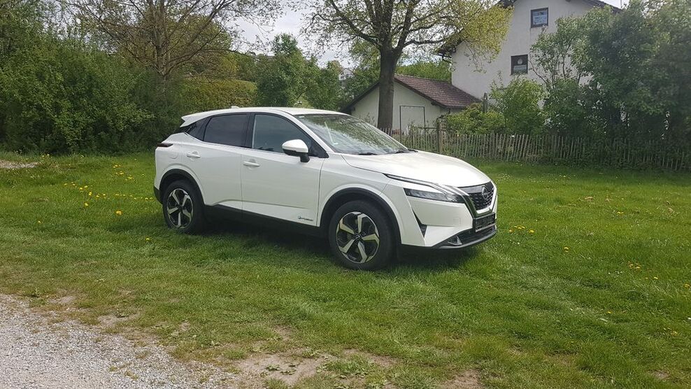 Nissan Qashqai 17.700 km 28.700 € Deggendorf 94469