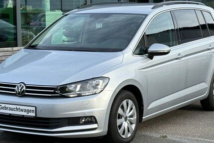 VW Touran 73.000 km 25.900 € Annaberg-Buchholz 09456