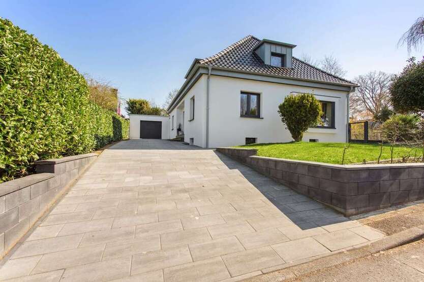 Haus zum Kaufen in Lohmar 969.000 € 156 m²