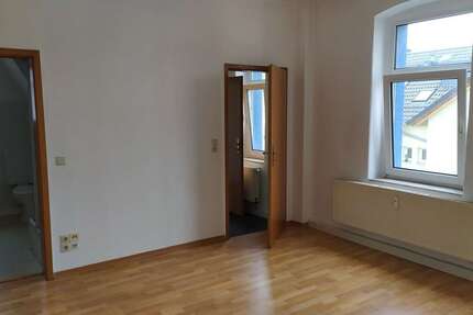 Wohnung Gera - 1 Zimmer, 38 m&sup2;, 270&euro; | Angebot:26908348