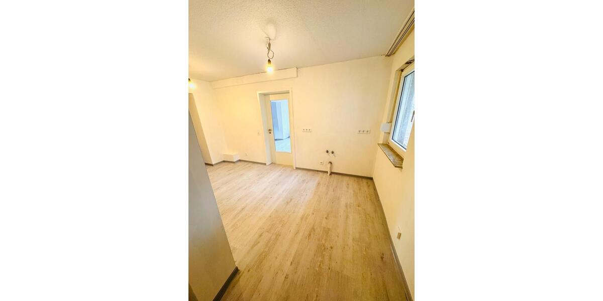 Erdgeschoßwohnung Gedern - 3 Zimmer, 90 m&sup2;, 750&euro; | Angebot:26577779