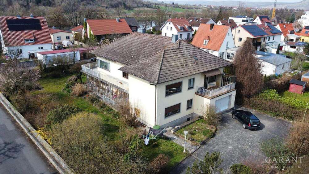 Einfamilienhaus Karlstadt - 8 Zimmer, 297 m&sup2;, 650.000&euro; | Angebot:25901695