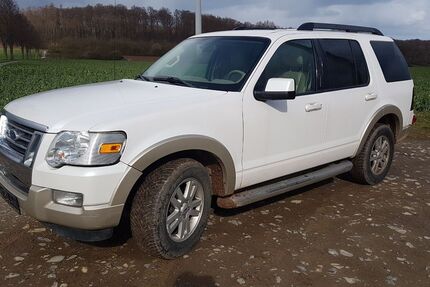 Ford Explorer 212.000 km 9.999 &euro; Blomberg 32825