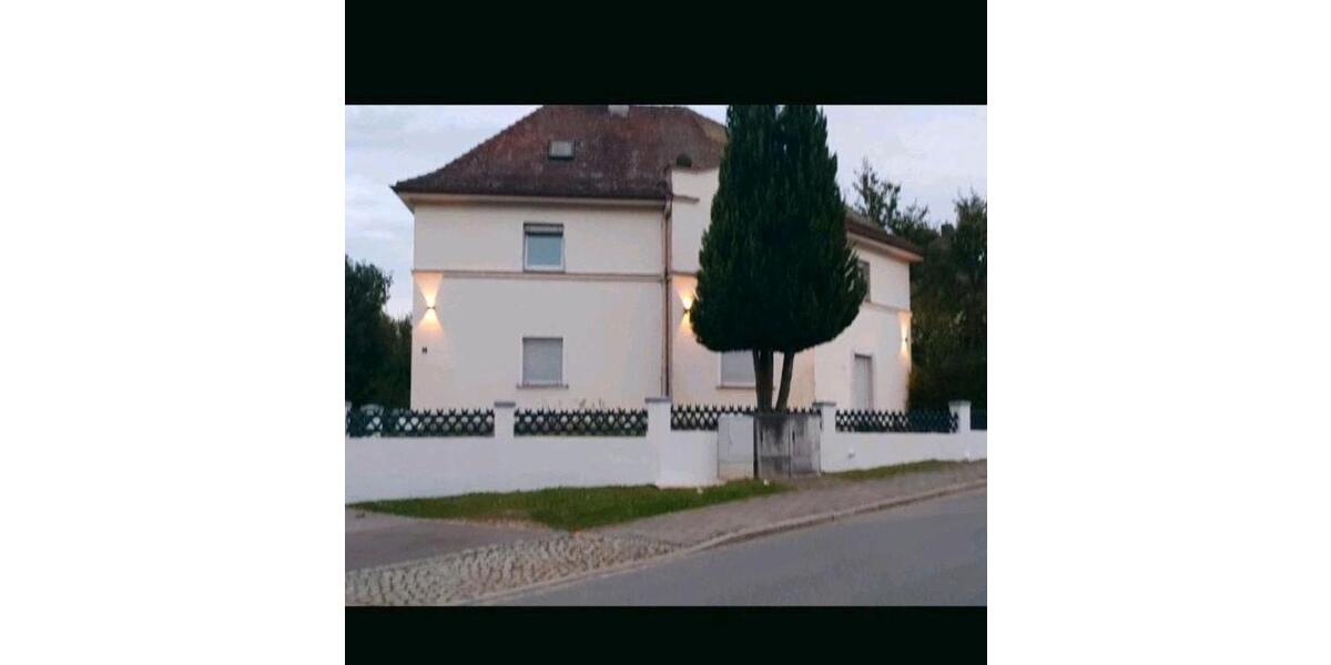 Mehrfamilienhaus, Wohnhaus Treuchtlingen - 8 Zimmer, 148 m&sup2;, 220.000&euro; | Angebot:25303678