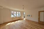 Etagenwohnung Pastetten - 4 Zimmer, 100 m&sup2;, 1.550&euro; | Angebot:26680478