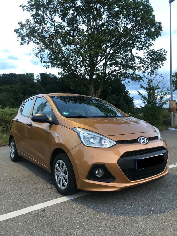 i10