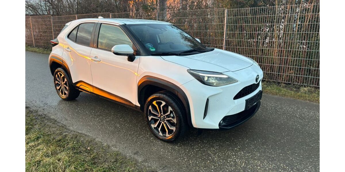 Toyota Yaris Cross 34.000 km 21.800 &euro; Pasenbach 85256