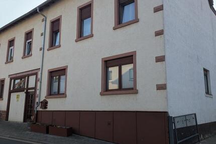 Haus Freigericht - 13 Zimmer, 229 m&sup2;, 405.000&euro; | Angebot:25612582