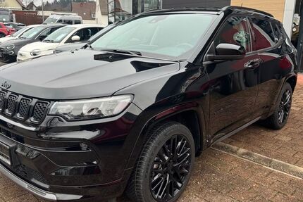 Jeep Compass 18.995 km 27.790 &euro; Diedorf / Augsburg 86420