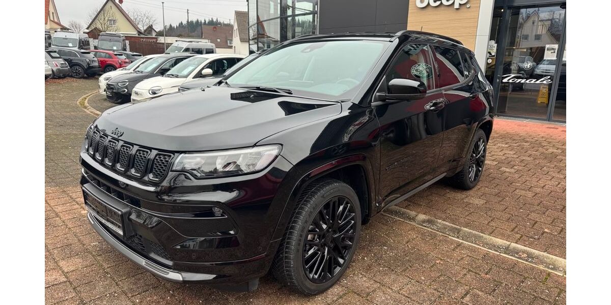 Jeep Compass 18.995 km 27.790 &euro; Diedorf / Augsburg 86420