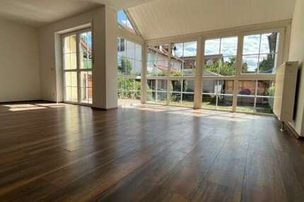 Haus zum Mieten in Landshut 1.670 € 147 m² 5 zimmer