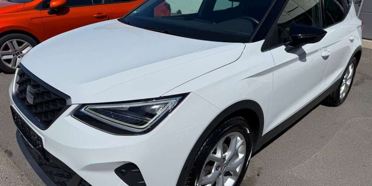 Seat Arona 180.000 km 13.490 &euro; Creglingen 97993