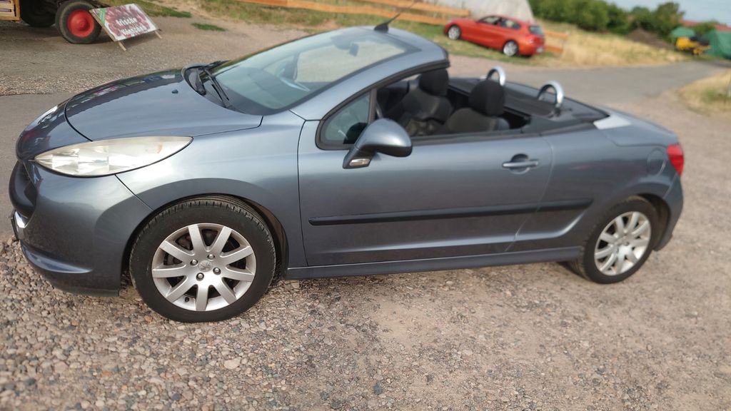 Peugeot 207 148.630 km 3.333 &euro; Wiesbaden 65193