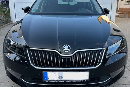 Skoda Superb 110.000 km 18.200 &euro; Himmelkron 95502