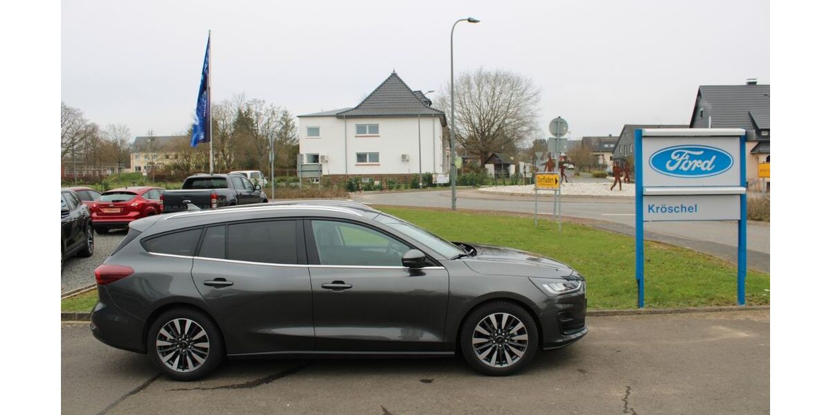 Ford Focus 13.500 km 25.990 &euro; Speicher 54662