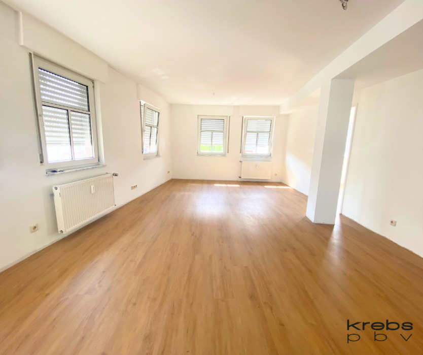Lichtdurchflutete 2-ZKB City-Wohnung x großer Balkon - ideal für Singles und Paare