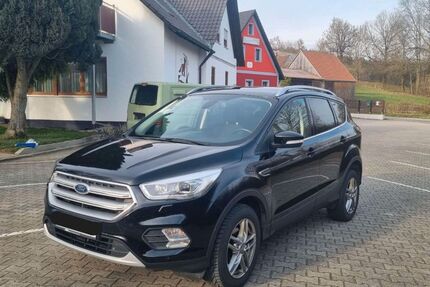 Ford Kuga 126.000 km 12.250 &euro; Vohenstrauss 92648