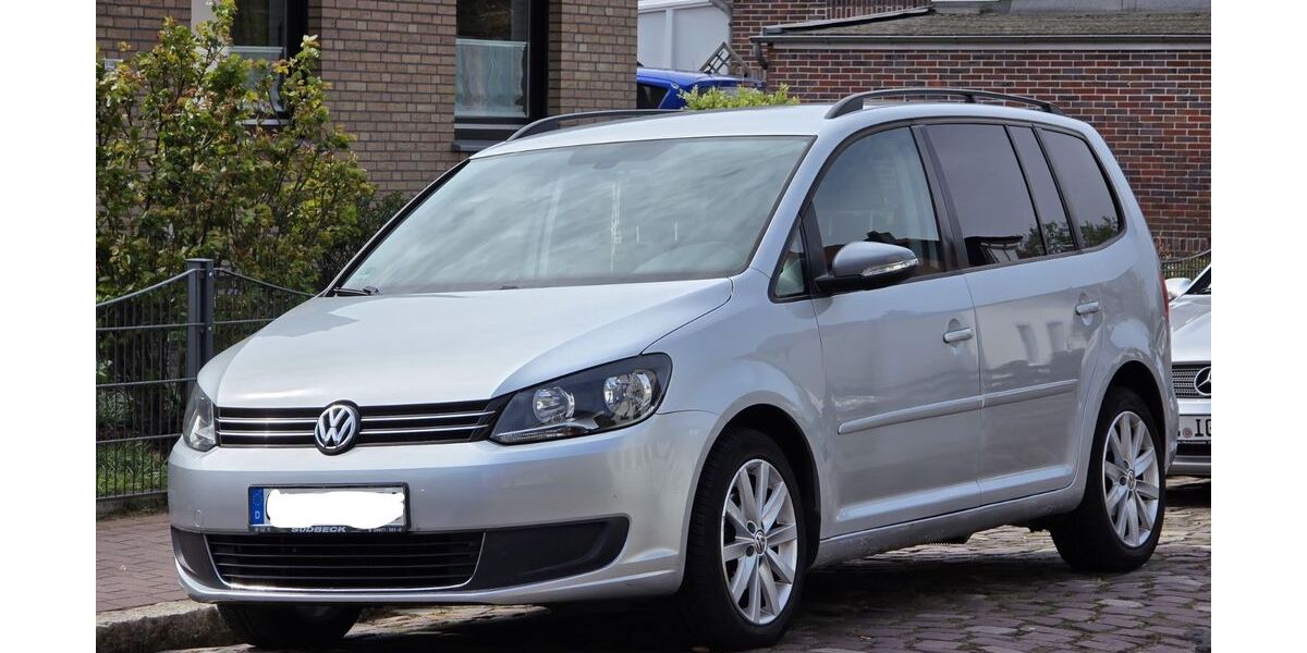 VW Touran 165.525 km 5.800 &euro; Oldenburg 26133