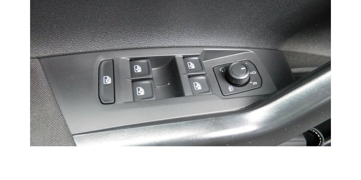 VW Taigo 1.0 TSI BMT Klima Radio Navi Klima 32.500 km 15.990 &euro; Vordorf 38533