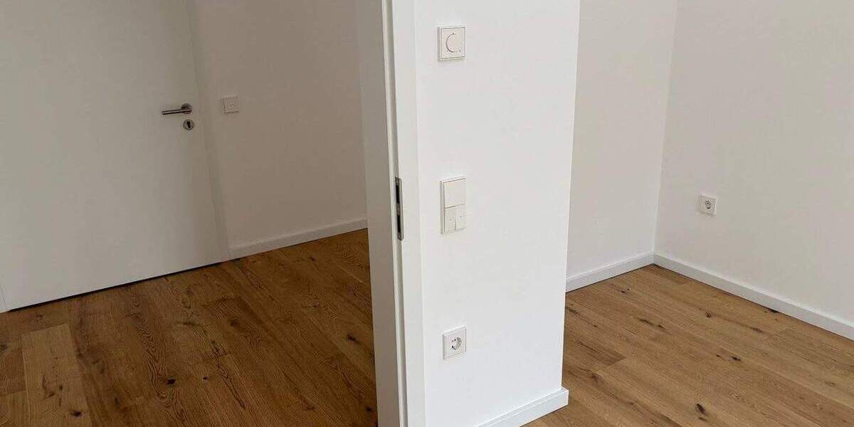 Etagenwohnung Hannover Döhren - 3 Zimmer, 100 m&sup2;, 1.450&euro; | Angebot:24594302