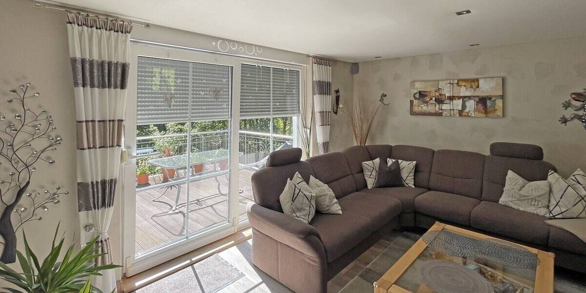 Doppelhaushälfte Ludwigsstadt - 8 Zimmer, 180 m&sup2;, 179.000&euro; | Angebot:25746561