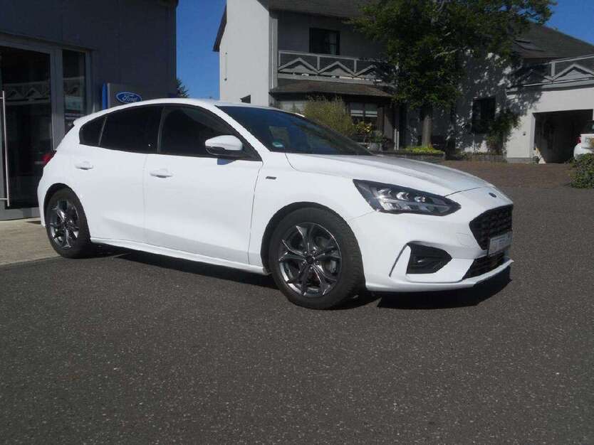 Ford Focus 24.068 km 20.990 € Simmern 55469