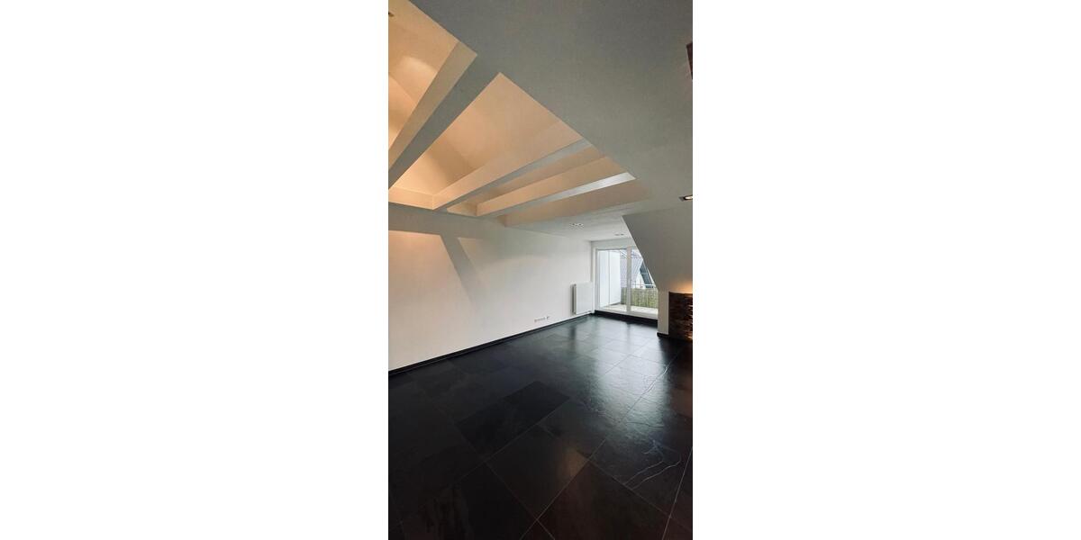 Hochwertige 2-Zimmer-DG-Wohnung mit Balkon & EBK - Vogelberg 2 zimmer