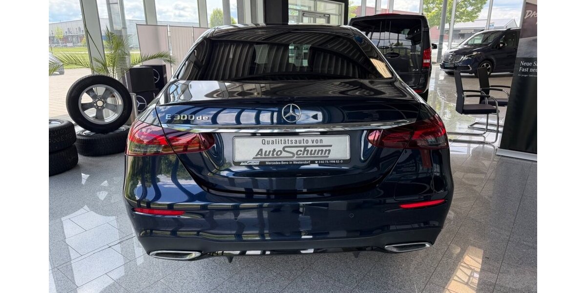 Mercedes-Benz E 300 de AMG+MBUX+NIGHT+360°+Keyless+AIRBalanc AMG 62.500 km 44.995 &euro; Westendorf 86707