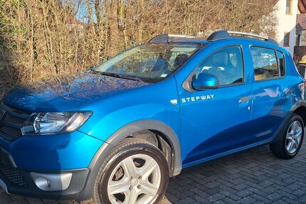 Dacia Sandero 92.000 km 6.900 &euro; Schotten 63679