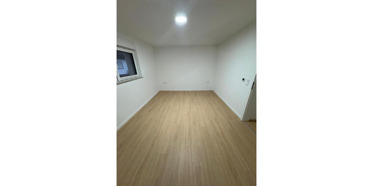 Etagenwohnung Marburg Marbach - 3 Zimmer, 90 m&sup2;, 1.150&euro; | Angebot:26342875