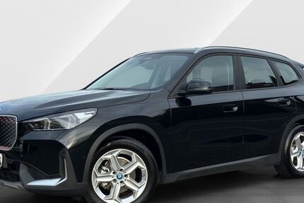 BMW iX1 31.883 km 39.312 € Spenge 32139