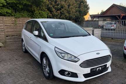 Ford S-Max 148.460 km 8.900 &euro; Gronau 48599