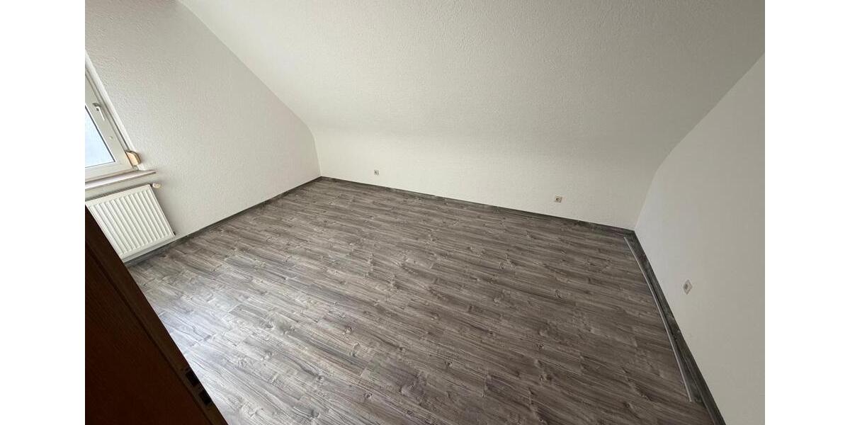 Etagenwohnung Ottweiler - 3 Zimmer, 70 m&sup2;, 650&euro; | Angebot:26223393