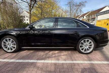 Audi A8 149.000 km 27.500 &euro; Hamburg 21031