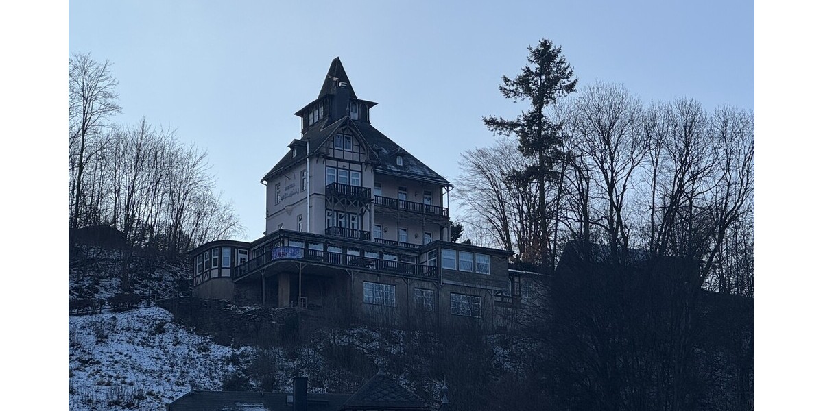 Historisches Hotel Schwarzaburg - Gewerbeobjekt Schwarzburg | Angebot:25414977