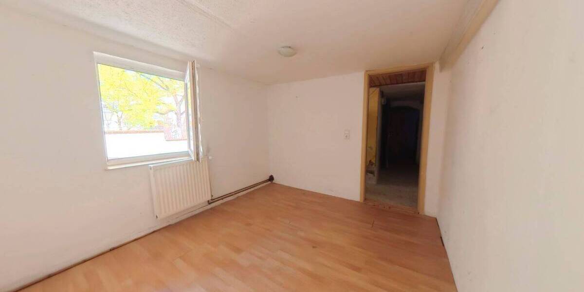 Einfamilienhaus Zeitz - 1 Zimmer, 120 m&sup2;, 120.000&euro; | Angebot:26868754