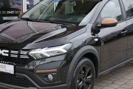 Dacia Sandero 9.000 km 18.490 &euro; Altötting 84503