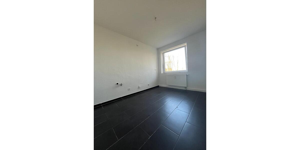 Etagenwohnung Wuppertal Gemarkung Vohwinkel - 4 Zimmer, 90 m&sup2;, 810&euro; | Angebot:24861994