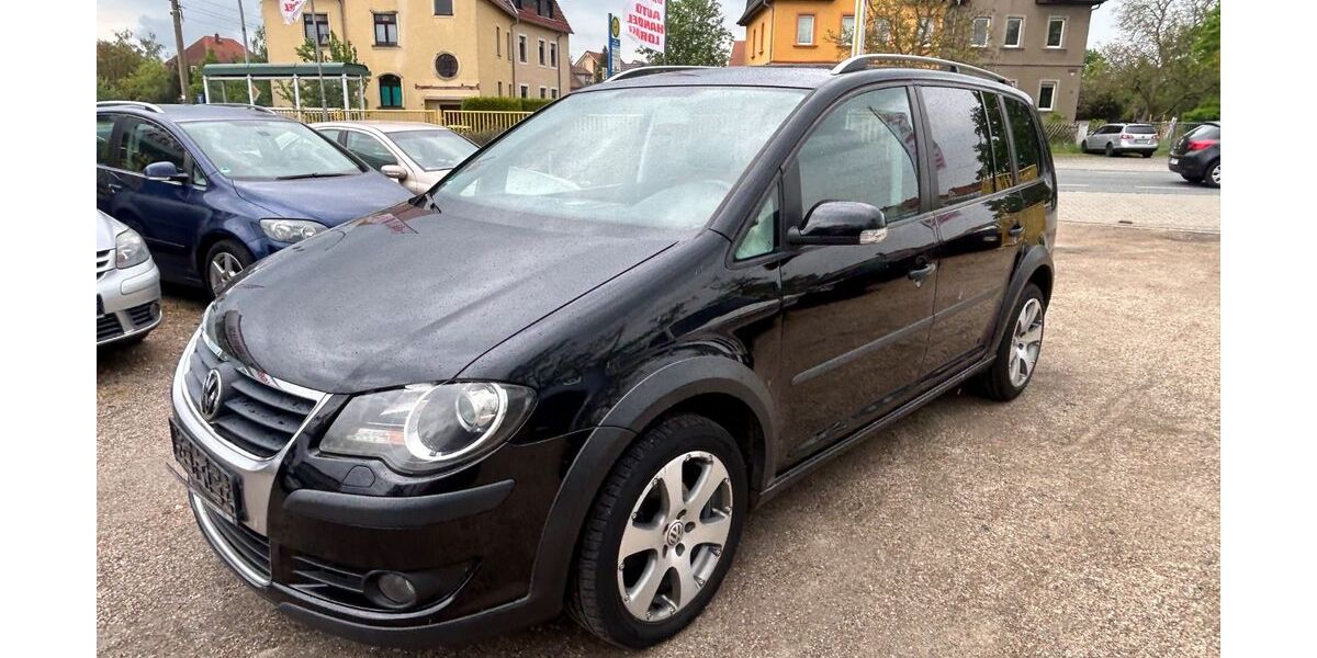 VW Touran 293.000 km 2.500 &euro; RIESA 01589