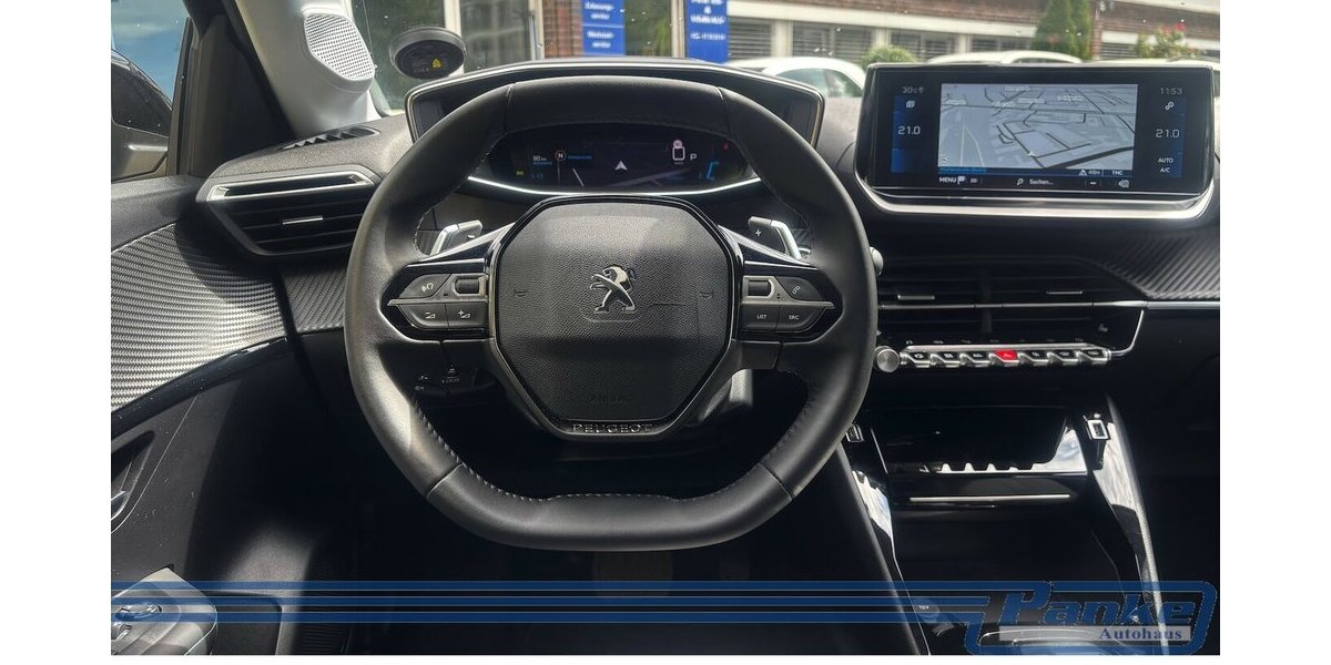 Peugeot 208 Allure Pack EAT8*NAV*LED*Carplay*RFK*SHZ* 7.003 km 16.990 &euro; Berlin 13187
