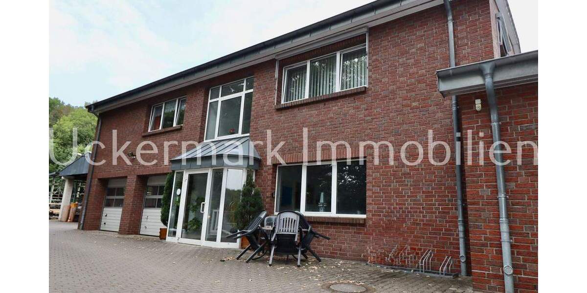 Mehrfamilienhaus, Wohnhaus Neustrelitz - 6 Zimmer, 152 m&sup2;, 699.000&euro; | Angebot:25851551