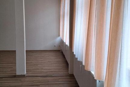 Gewerbeobjekt Ebersbach - 700&euro; | Angebot:24262050