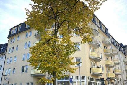 Vermietete 2-Raum Wohnung mit Balkon und TG-Stpl. in ausgezeichneter Lage! Aufzug, 1.OG 2 zimmer