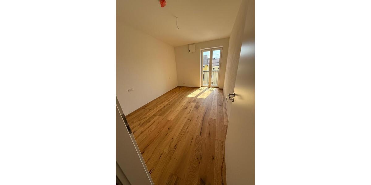 Etagenwohnung Ortenburg - 2 Zimmer, 55 m&sup2;, 670&euro; | Angebot:25764436