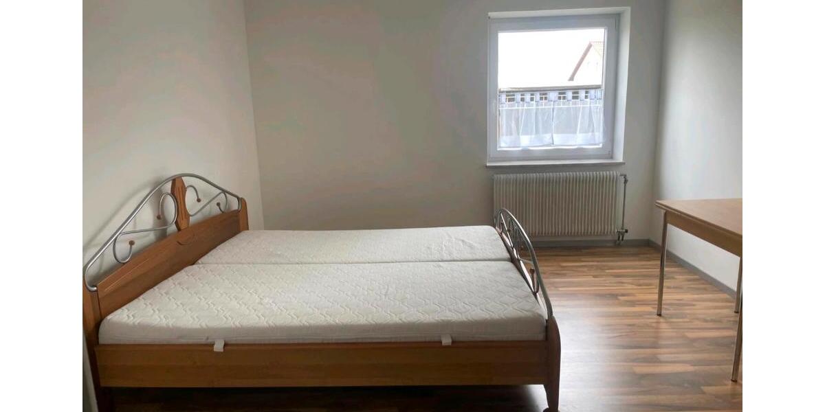 Mehrfamilienhaus, Wohnhaus Schnaittenbach - 6 Zimmer, 193 m&sup2;, 366.000&euro; | Angebot:27024453