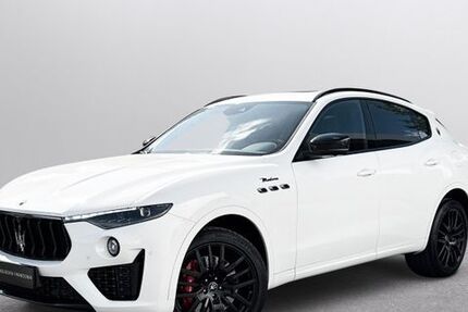 Maserati Levante 8.900 km 106.900 &euro; Kürnach 97273