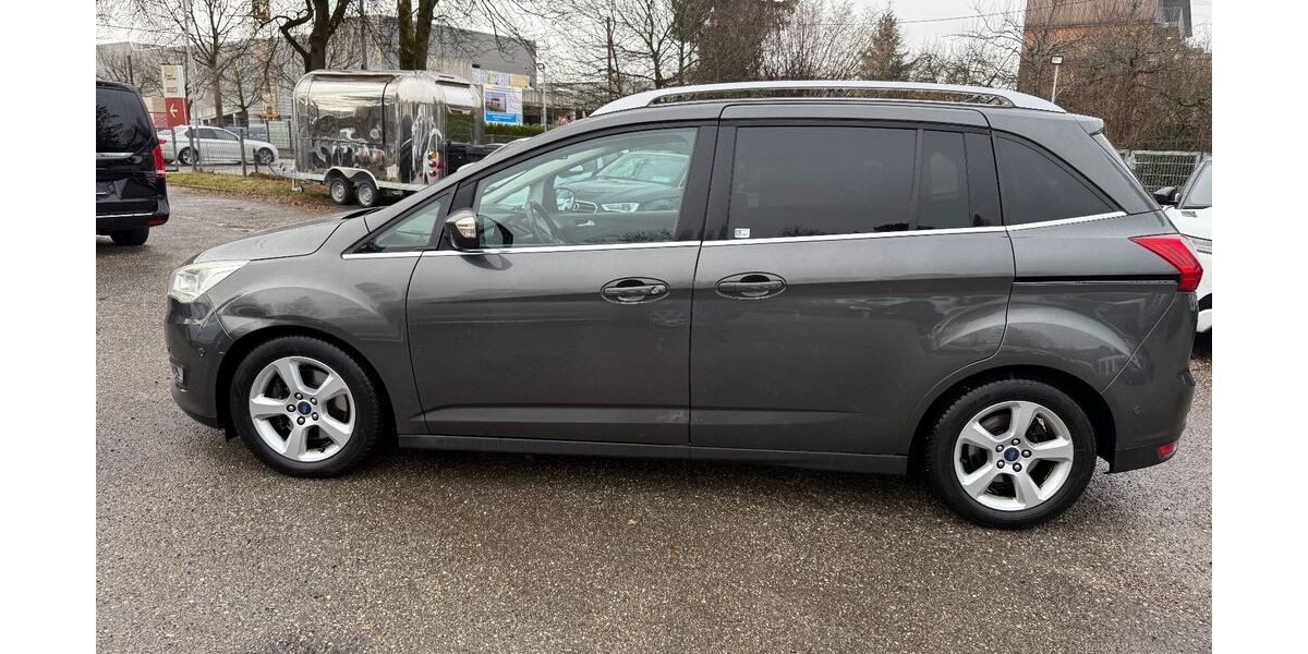 Ford Grand C-Max 134.000 km 9.900 &euro; München 81243